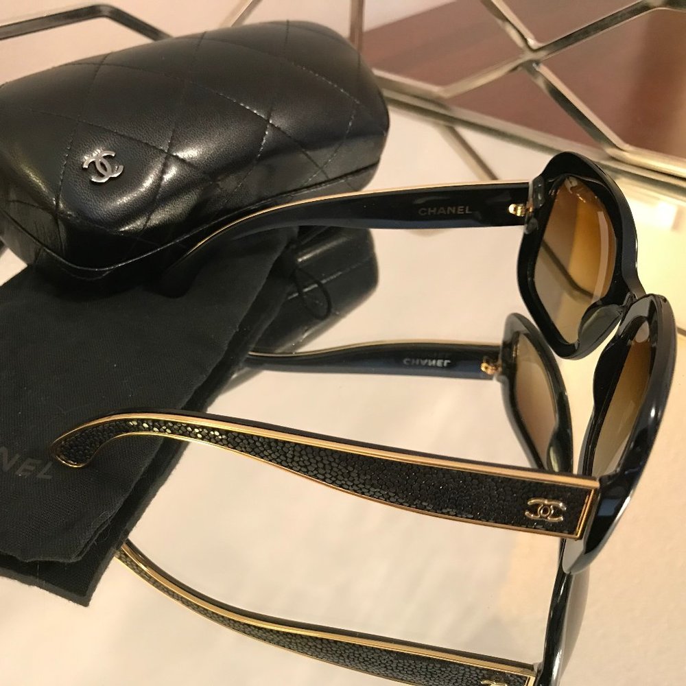 Chanel - Authentic - image 4